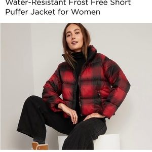 NWT Old Navy Water Resistant Short Puffer Jacket